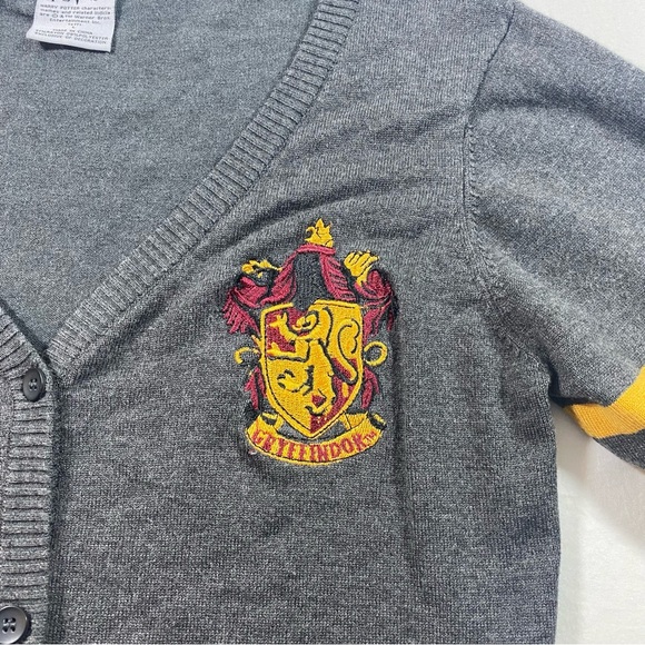 Harry Potter Gryffindor Cardigan Sweater Button Down Burgundy Crest Gray Gold - Picture 3 of 8
